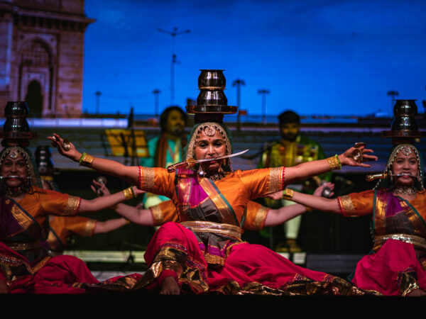 CULTURE | FESTIVAL FOLKLORIQUE DE JAMBES